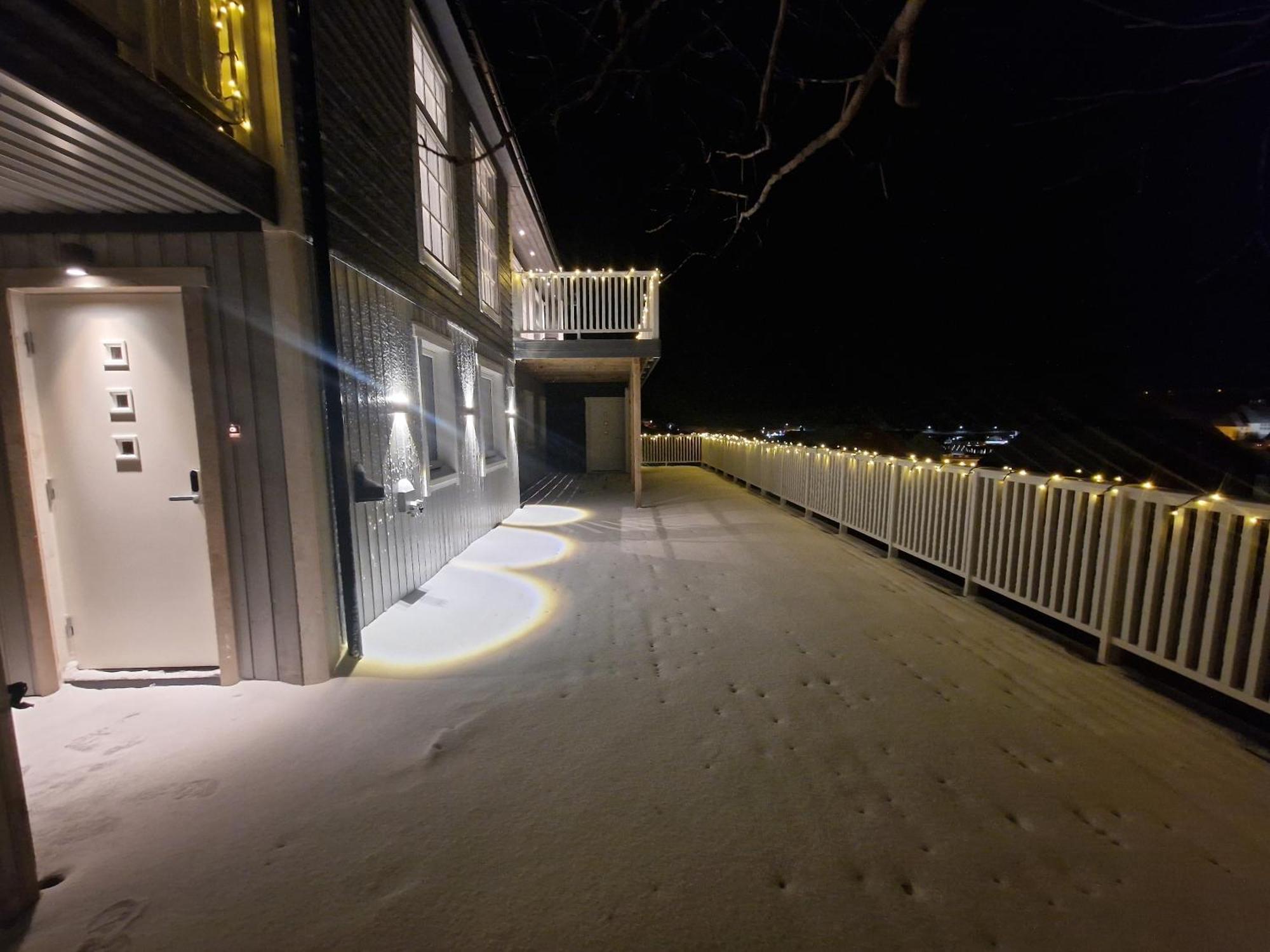 Nord Hus Service As, Deluxe, Sauna, Jakuzzi Havøysund Exterior foto